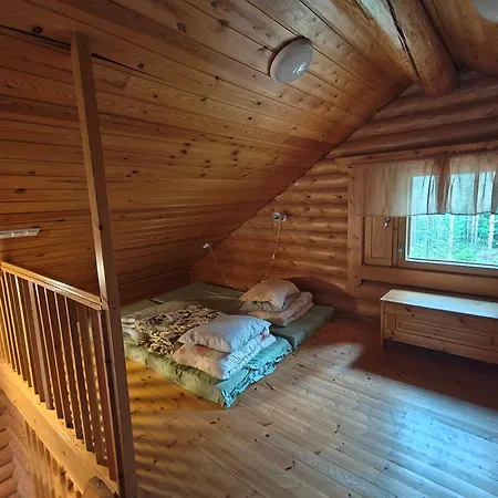 Kalliorinteen Moekit Ruskapirtti Dağ evi Töysä