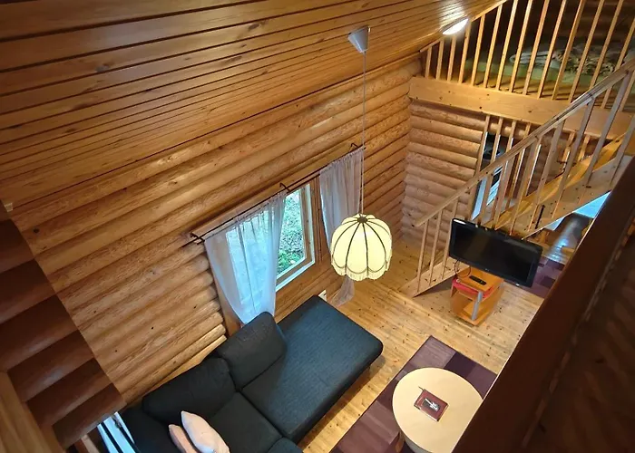 Alpstuga Kalliorinteen Moekit Ruskapirtti Töysä