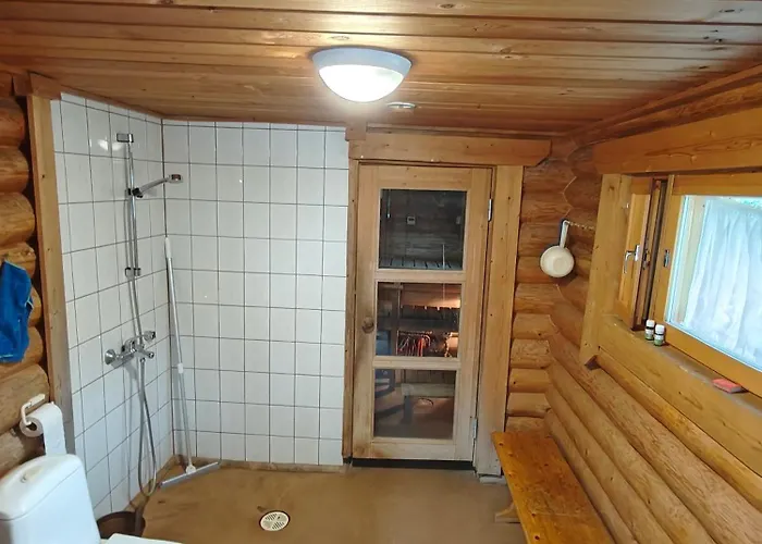 Kalliorinteen Moekit Ruskapirtti