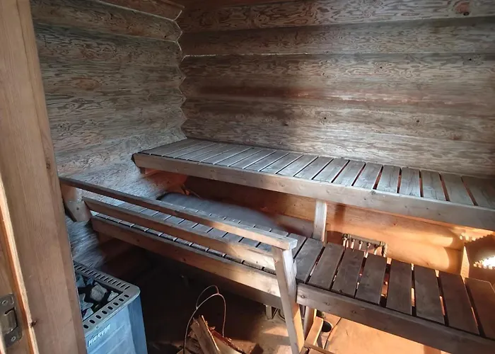 Alpstuga Kalliorinteen Moekit Ruskapirtti