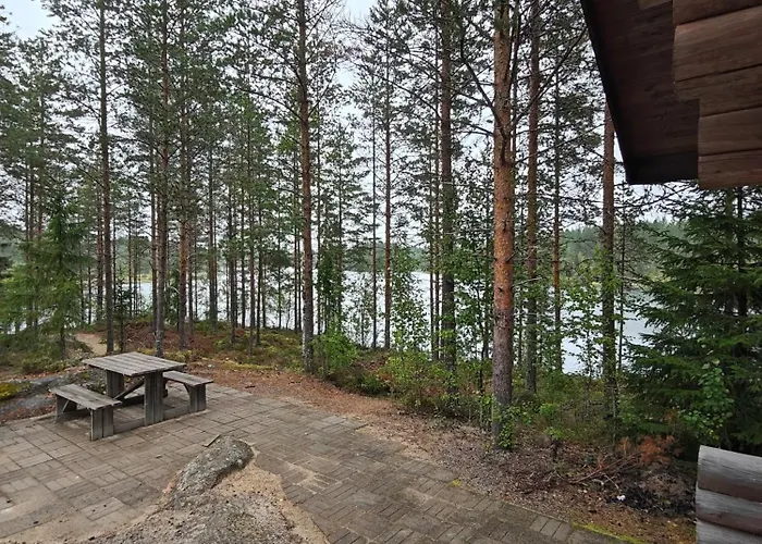 Kalliorinteen Moekit Ruskapirtti Töysä